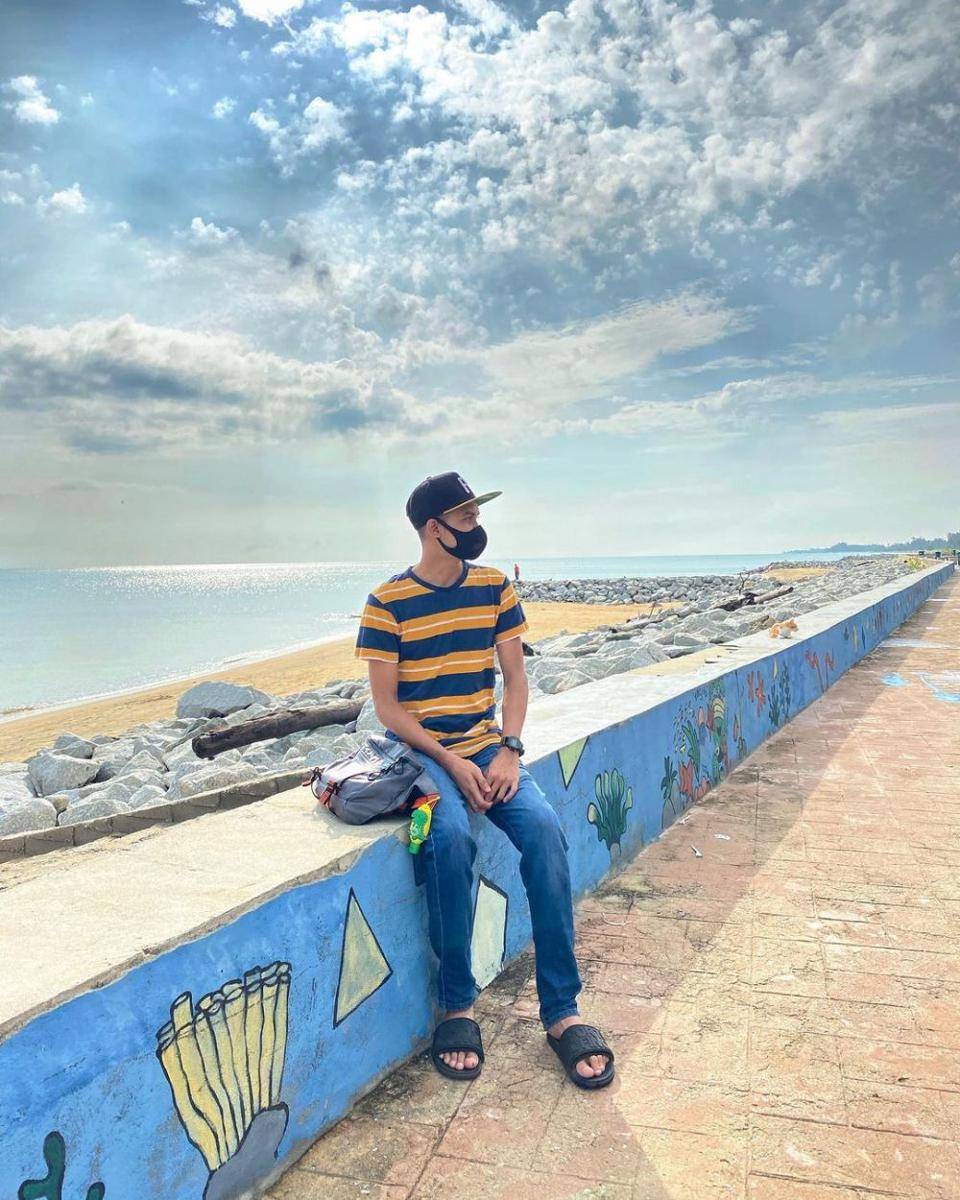 Pantai Cahaya Bulan (instagram.com/smaskyusuf)