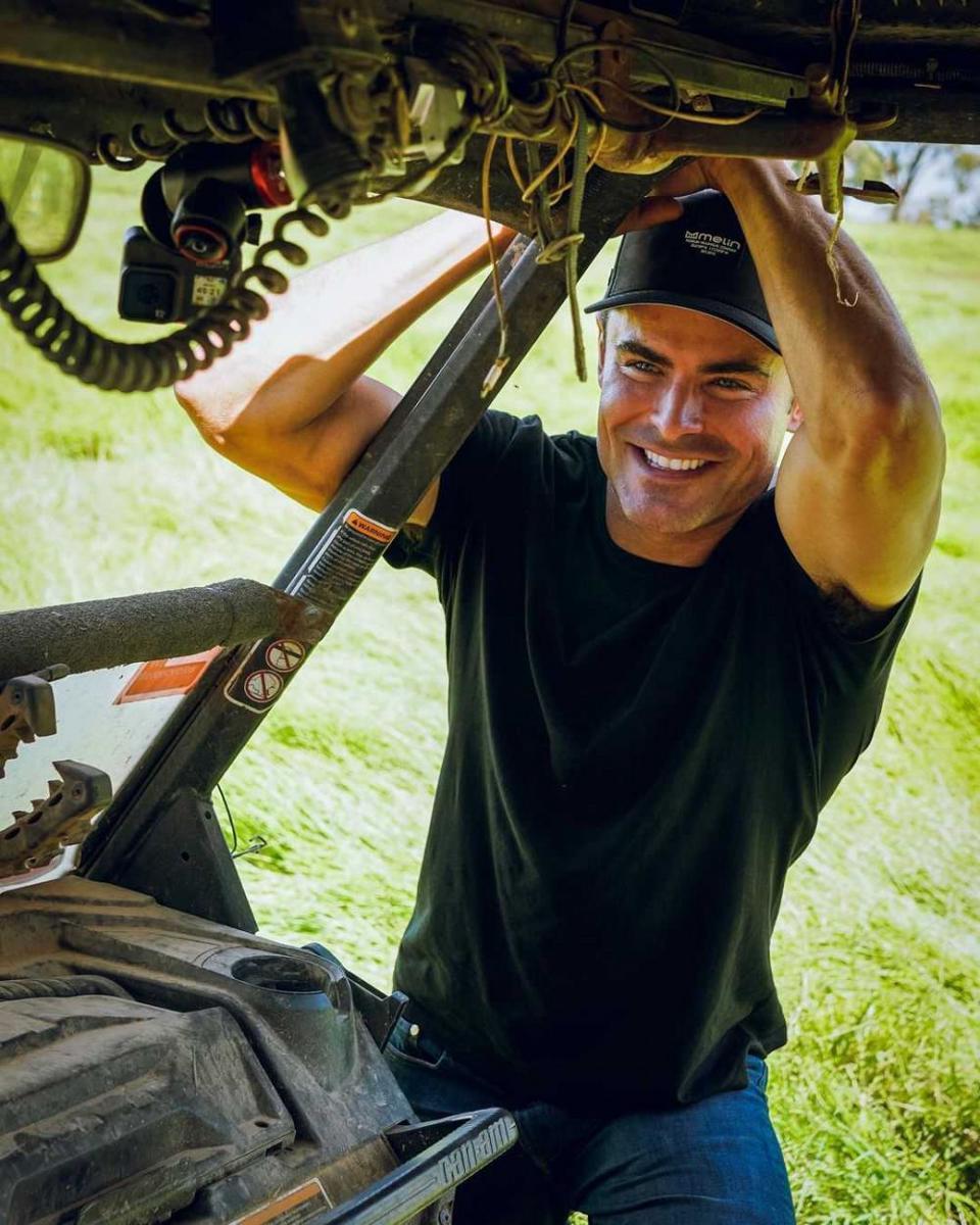 Zac Efron (instagram.com/zacefron)