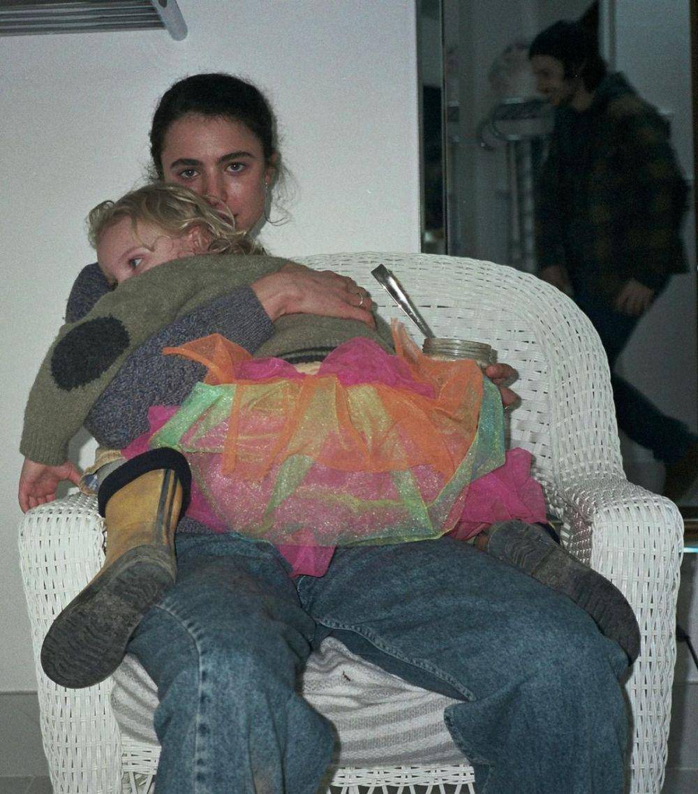 Margaret Qualley, Rylea Whittet (instagram.com/margaretqualley)