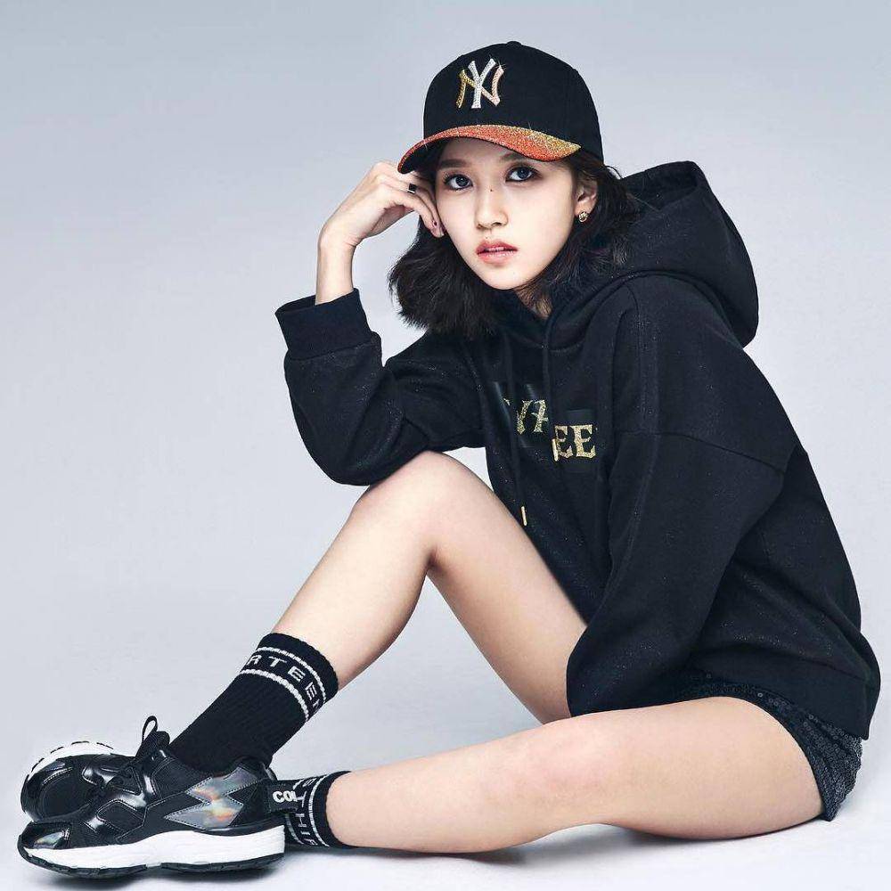 Short pants Mina Twice (instagram.com/twicexmina)