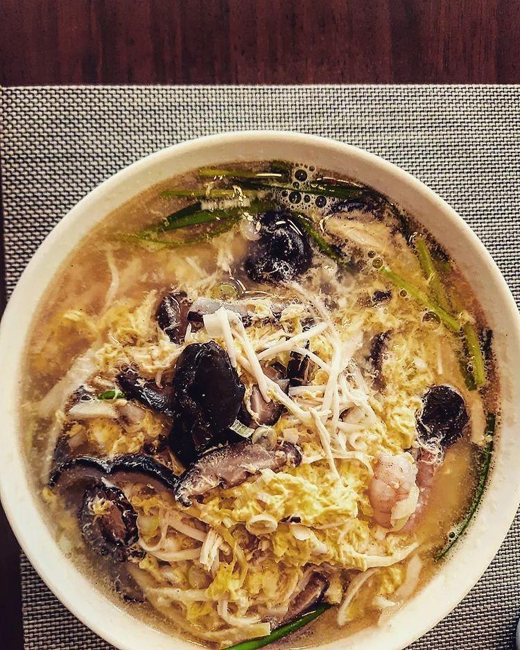 giseu myeon (instagram.com/ restandnote)