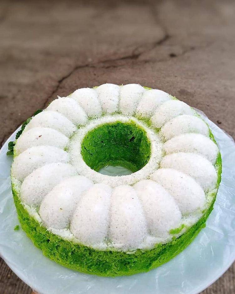 kue putri ayu (instagram.com/kuesabine_bytutiputu)