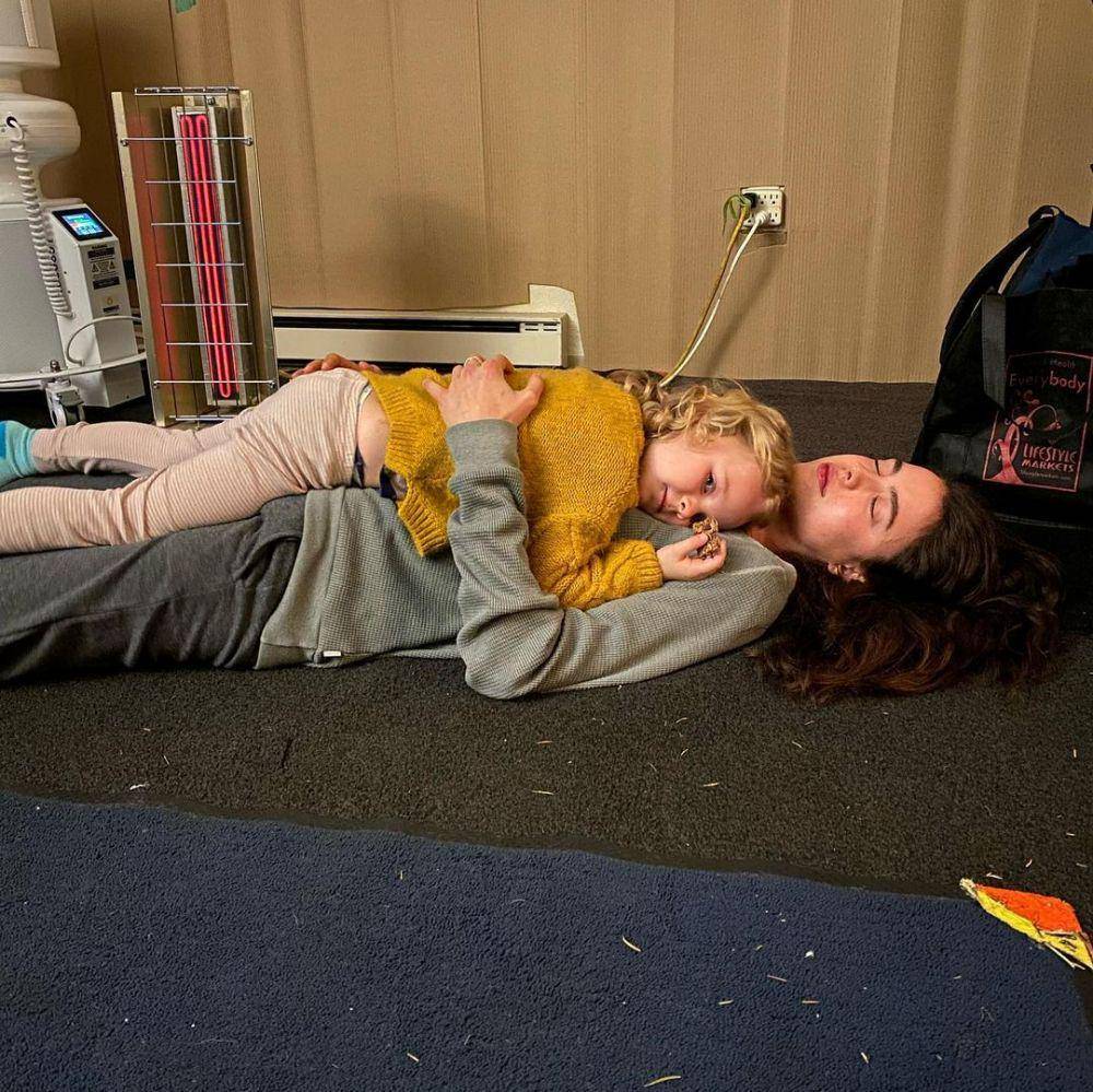 Rylea Whittet, Margaret Qualley (instagram.com/ryleawhittet)