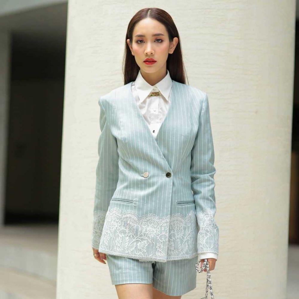 One set outfit ala Min Pechaya (instagram.com/minpechaya)