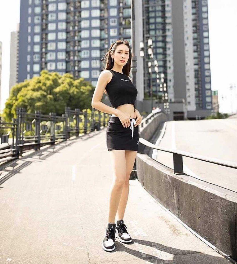 Outfit one set ala Min Pechaya (instagram.com/minpechaya)
