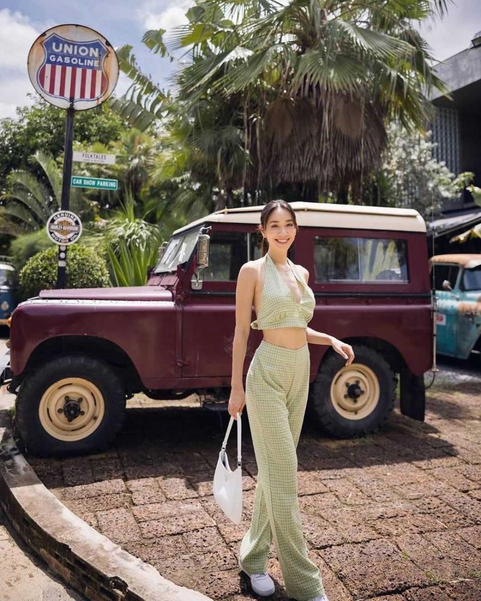 Outfit one set ala Min Pechaya (instagram.com/minpechaya)