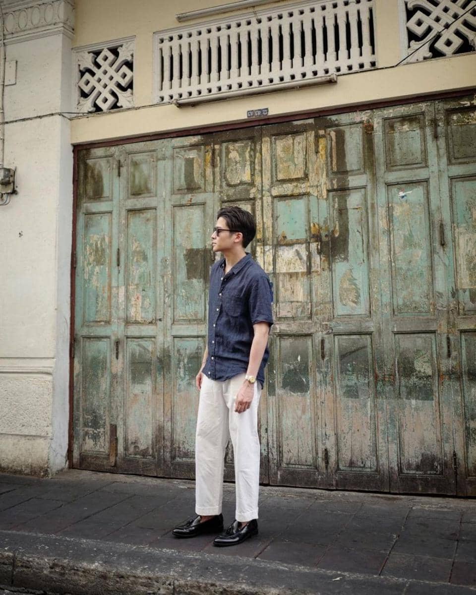 Outfit kasual ala March Chutavuth (instagram.com/marchutavuth)