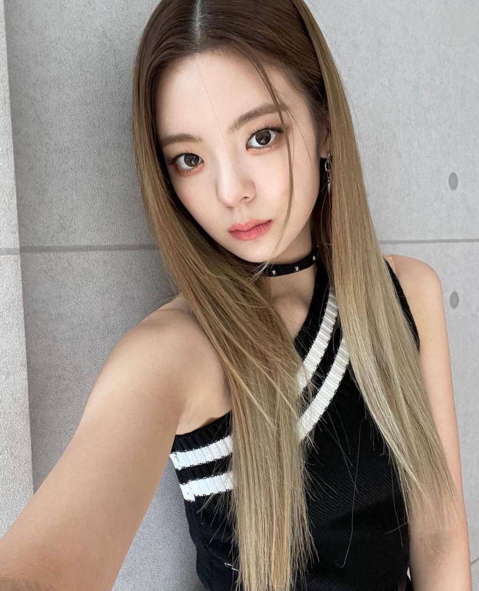 Lia ITZY (instagram.com/itzy.all.in.us)