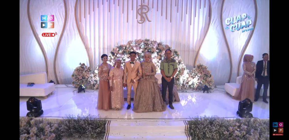 Baju dan makeup syifa. (youtube.com/MOPChannel)
