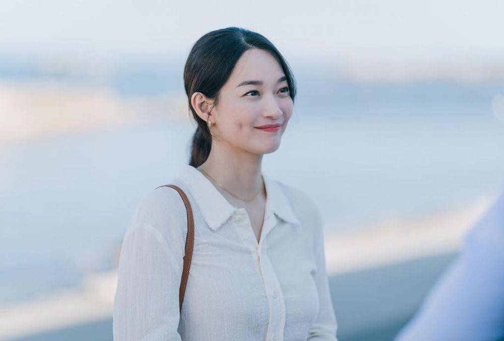 potret Shin Min Ah (instagram.com/ament_official)