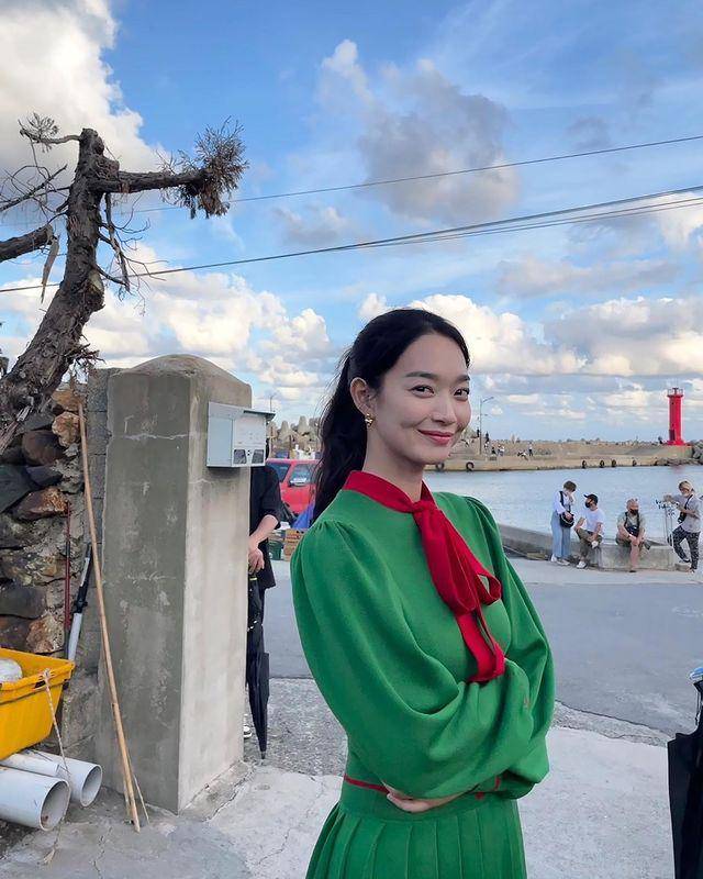 potret Shin Min Ah (instagram.com/illusomina)