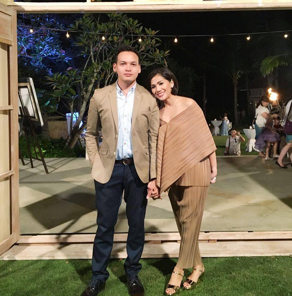 Gaya Kondangan Istri Ben Joshua (instagram.com/elsapasaka_r)