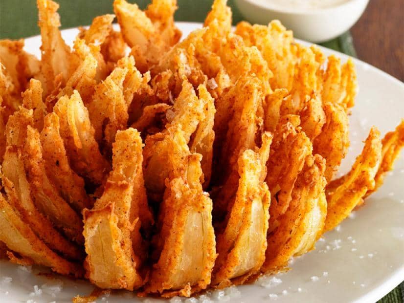 ilustrasi bloomin onion (foodnetwork.com/Food Network Magazine)