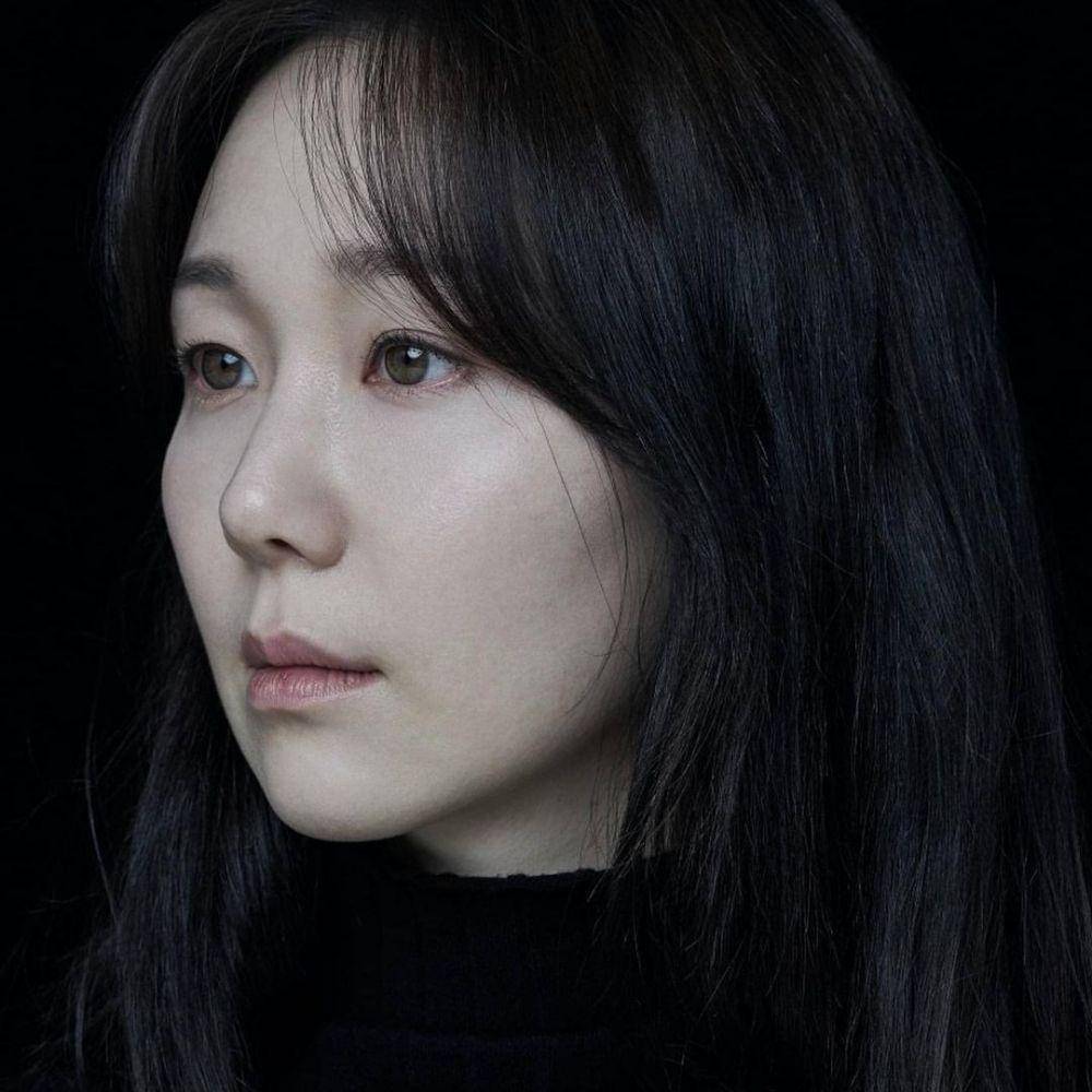 Lee Yoo Young (instagram.com/__youyoung__)