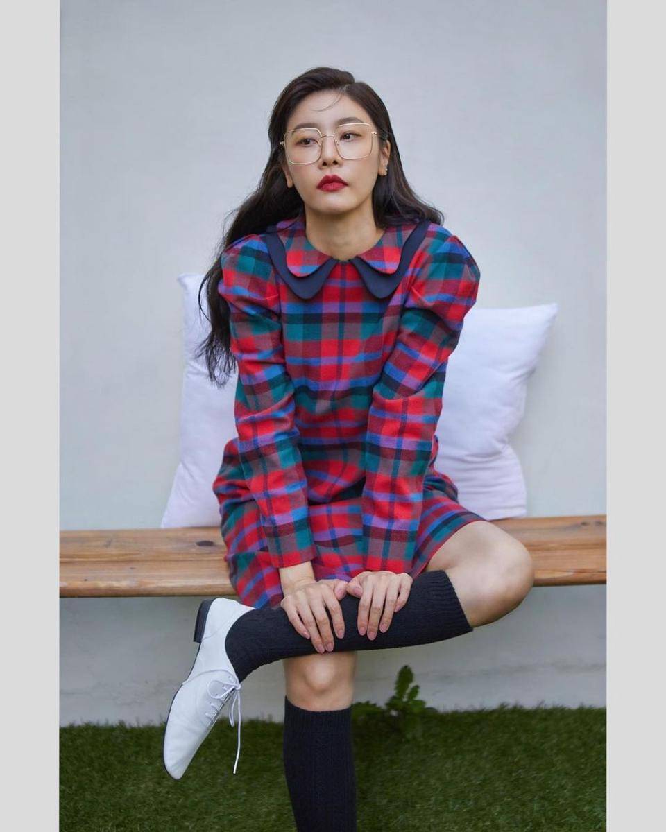 Park So Jin (instagram.com/ssozi_sojin)