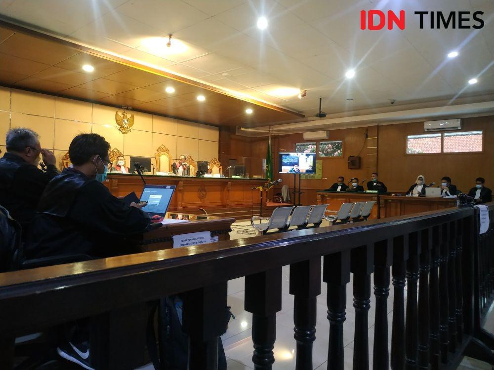 Totoh Bantah Kasih Fee dari Bansos COVID-19 untuk Aa Umbara