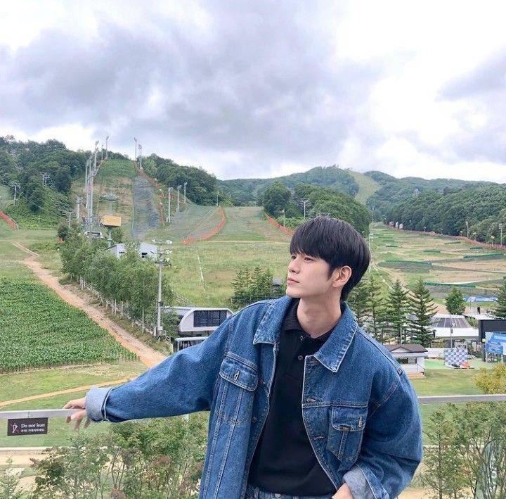 potret Ong Seongwu (instagram.com/osw_onge)