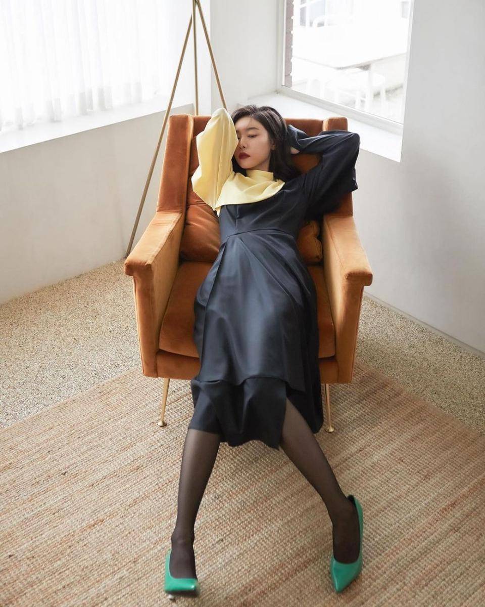 Park So Jin (instagram.com/ssozi_sojin)