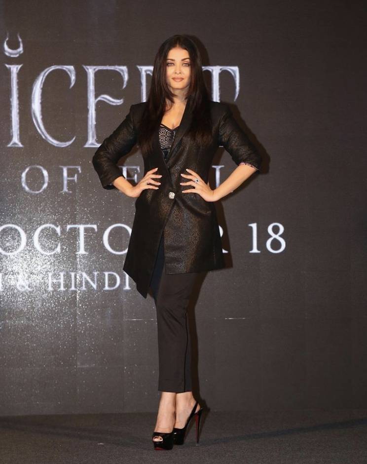 Aishawarya Rai Bachchan (instagram.com/aishwaryaraibachchan_arb)