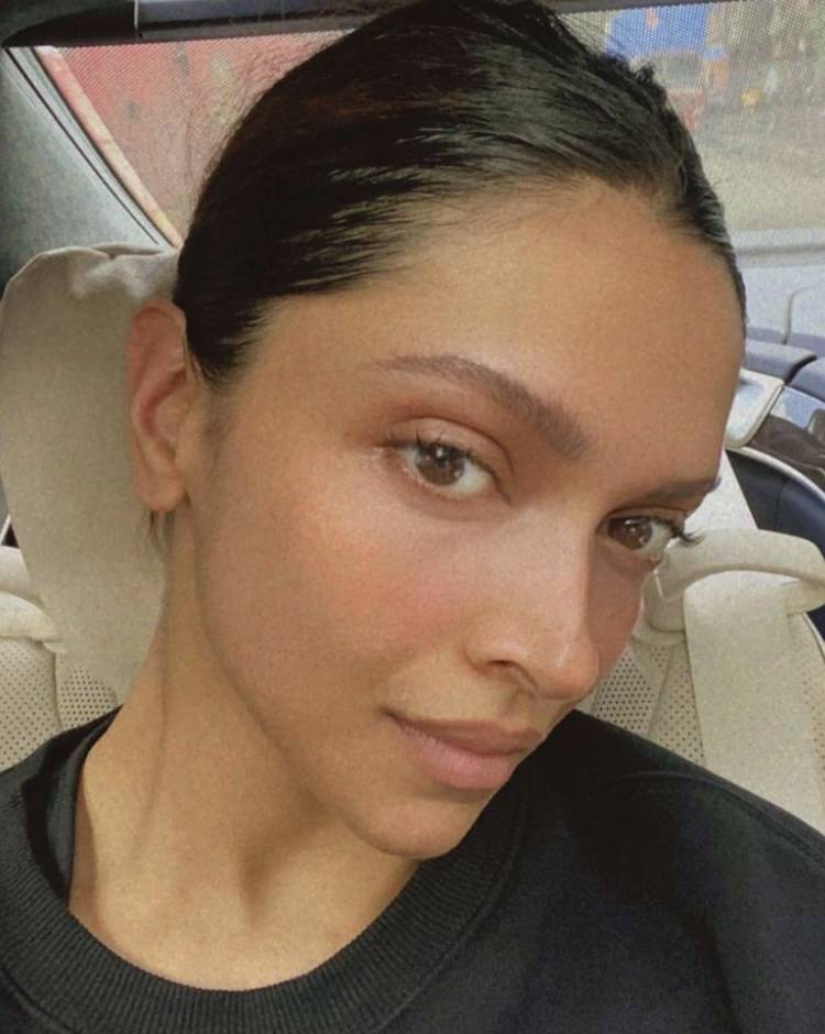 Deepika Padukone (instagram.com/deepikapadukone)