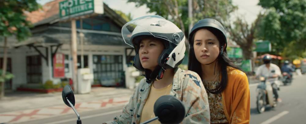 Danilla Riyadi dan Maudy Ayunda (dok. Paragon Pictures)