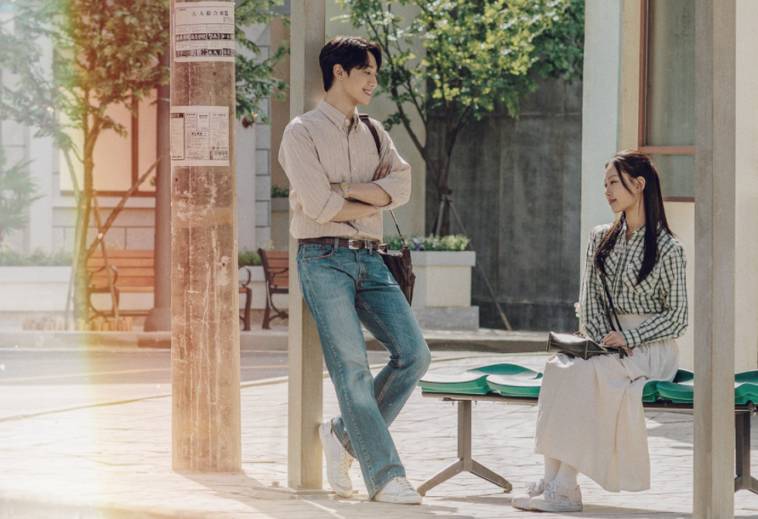 potret Lee Do Hyun dan Go Min Si dalam drama Youth of May (dok. KBS2/Youth of May)
