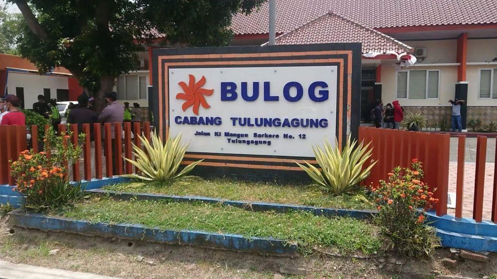 Kantor Bulog Sub Divre Tulungagung. IDN Times/ Bramanta Pamungkas