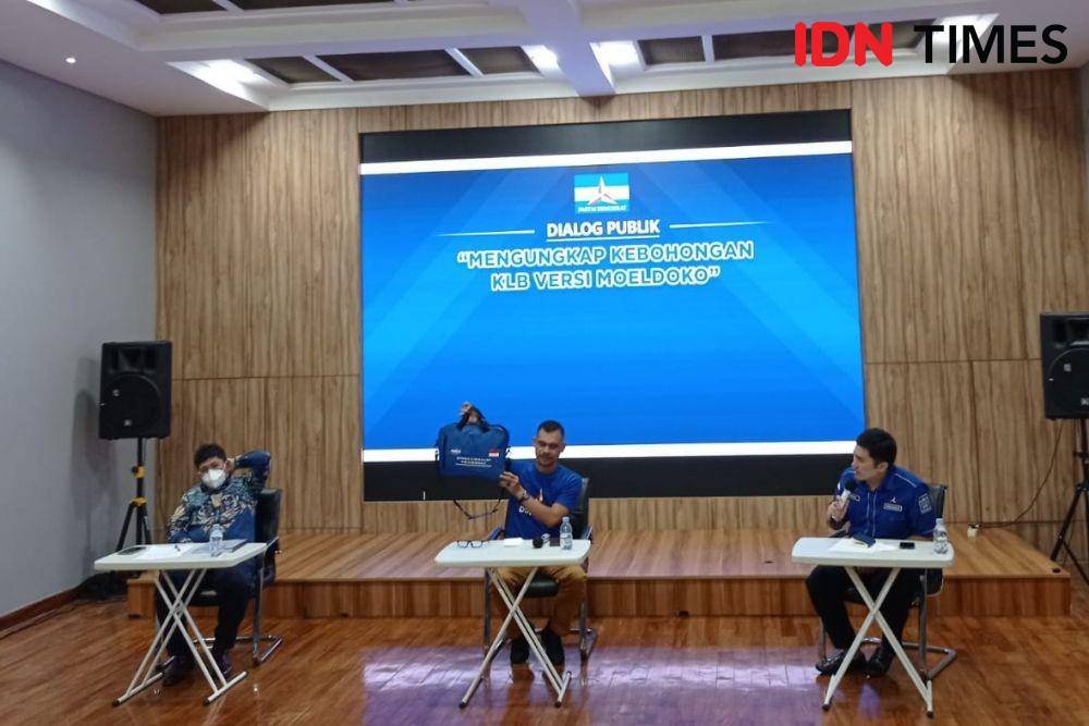 Konferensi Pers Dialog Publik "Mengungkap Kebohongan KLB Versi Moeldoko", di Kantor DPP Demokrat, Menteng, Jakarta Pusat, Senin (18/10/2021). (IDN Times/Sachril Agustin)