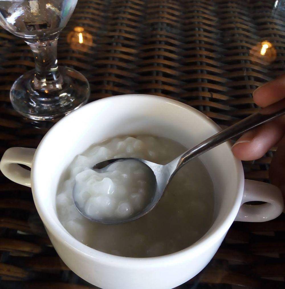 Bubur bassang (instagram.com/arifnurfajar)