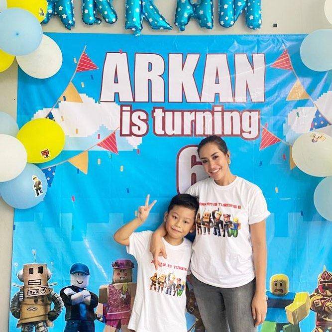 potret Shinta Bachir dan anak (instagram.com/shinta_bachir86)