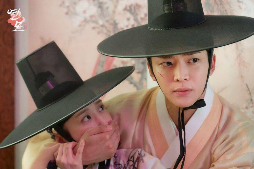 Rowoon SF9 dalam still cut drama The King's Affection (instagram.com/kbsdrama)