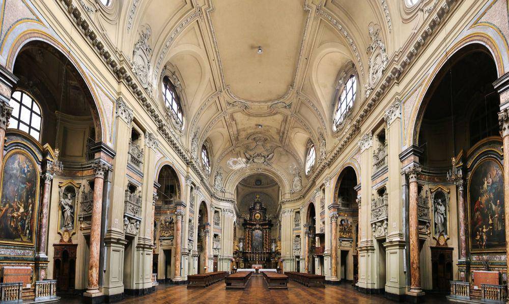 Ilustrasi Gereja Katholik di Turin (pixabay.com/cococc)