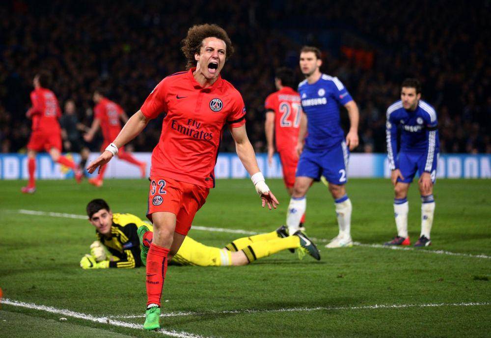 potret selebrasi gol David Luiz saat berkostum PSG (twitter.com/ChampionsLeague)