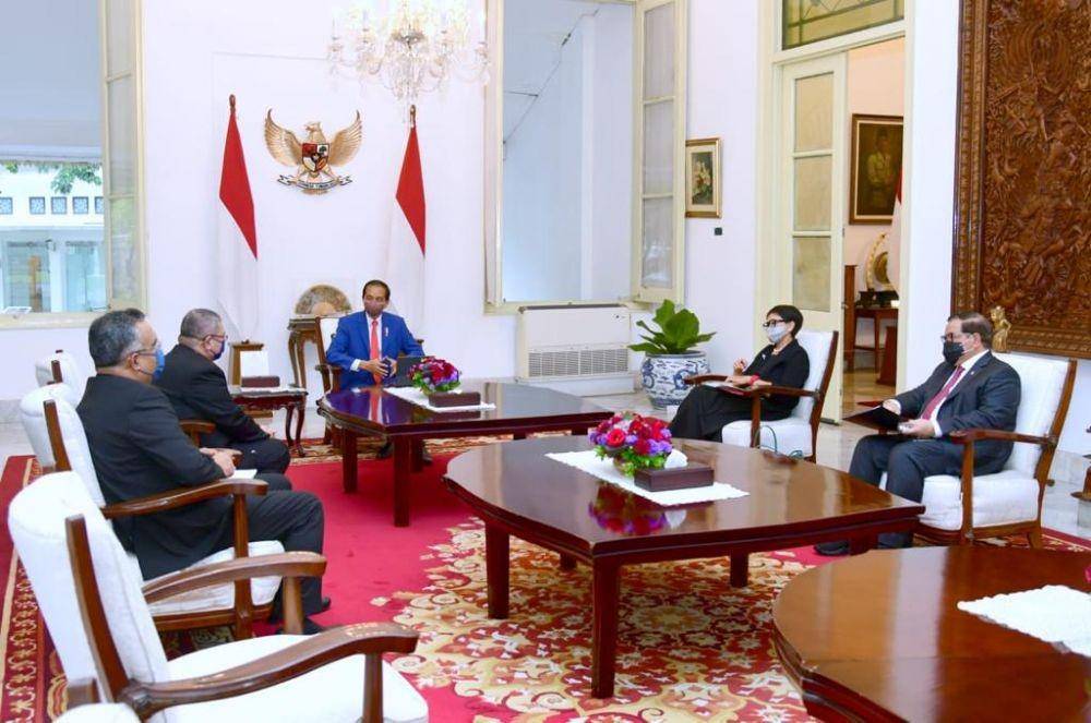 Presiden Jokowi bertemu Menlu Malaysia pada Selasa (19/10/2021). (dok. Biro Pers Kepresidenan)