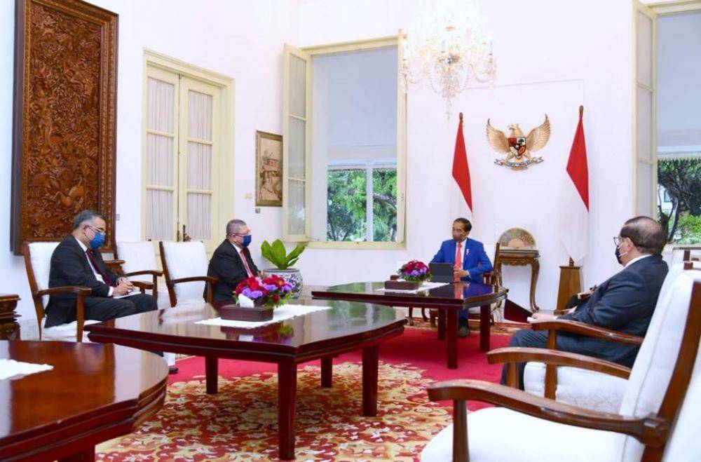 Presiden Jokowi bertemu Menlu Malaysia pada Selasa (19/10/2021). (dok. Biro Pers Kepresidenan)