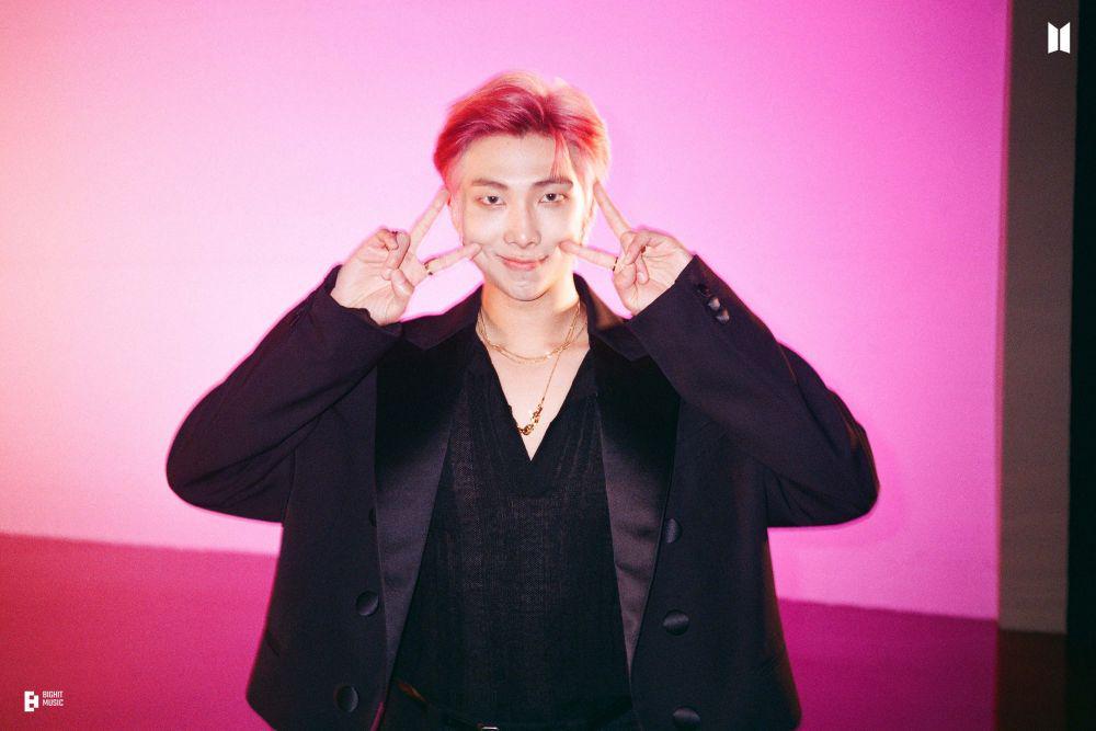 RM BTS di sesi foto konsep single Butter (dok. Big Hit Music Official)