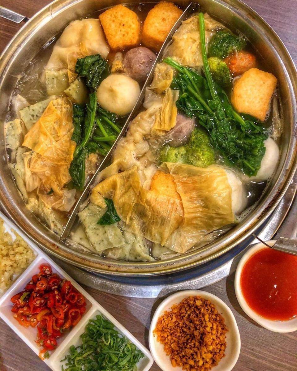 Ilustrasi menu di Tako Suki, Cibinong (instagram.com/kardioversuskuliner)