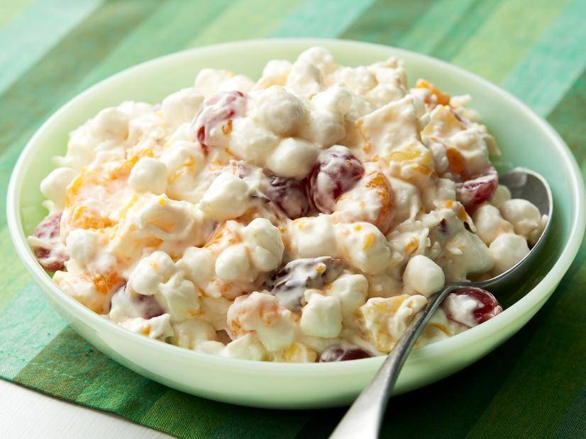 ilustrasi classic ambrosia (foodnetwork.com/food network kitchen)