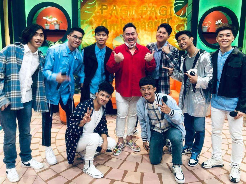 UN1TY foto bersama King Nassar di acara Pagi Pagi Ambyar Trans TV. (instagram.com/un1ty_official)