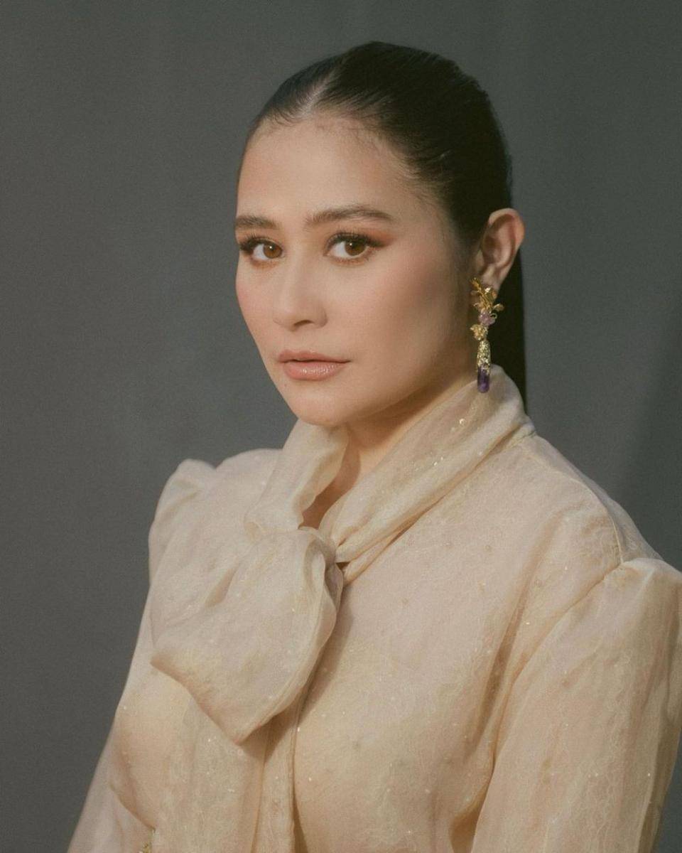 Prilly Latuconsina (instagram.com/prillylatuconsina96)