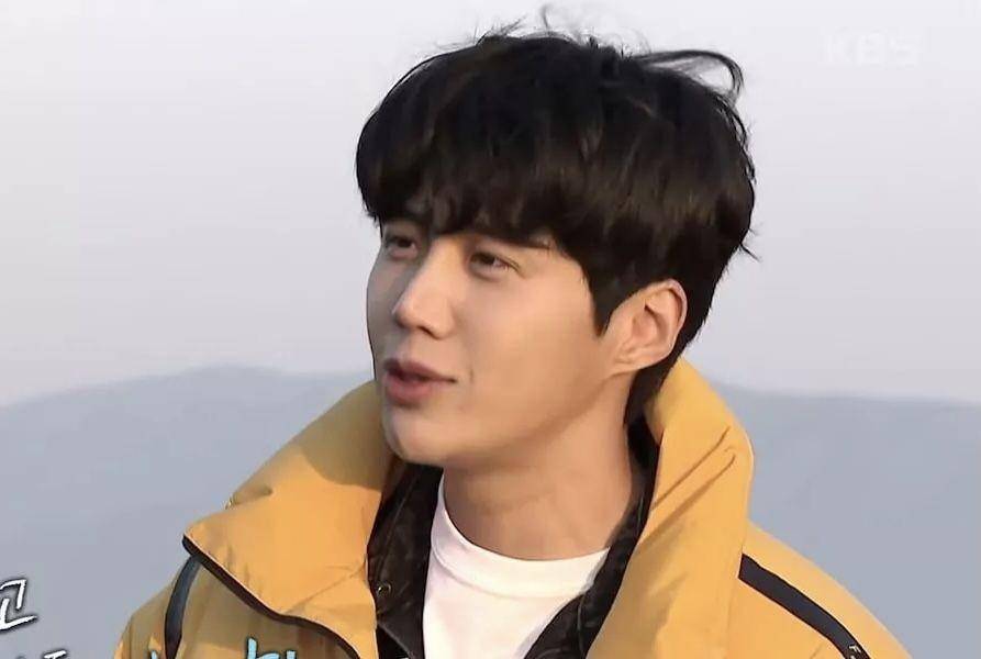 Kim Seon Ho di acara 2D1N (Dok. KBS2)