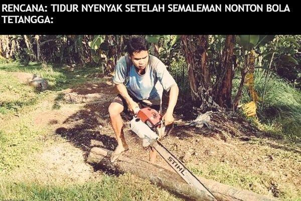 meme diganggu tetangga (twitter.com/gagasagustyus)