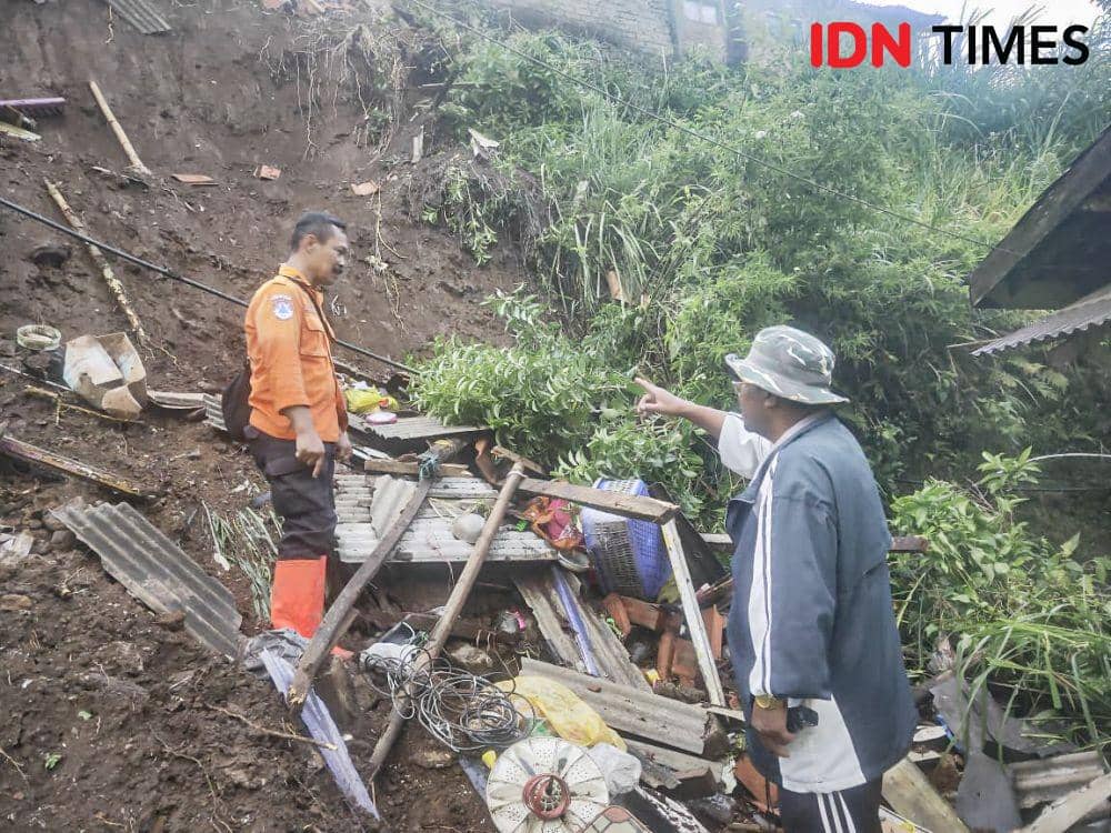 Longsor di Lembang Bandung Barat. (IDN Times/Bagus F)