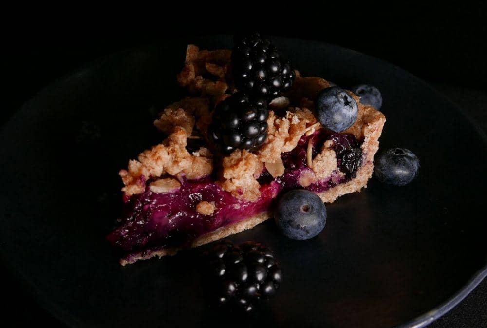 ilustrasi boysenberry pie (unsplash.com/Irina)