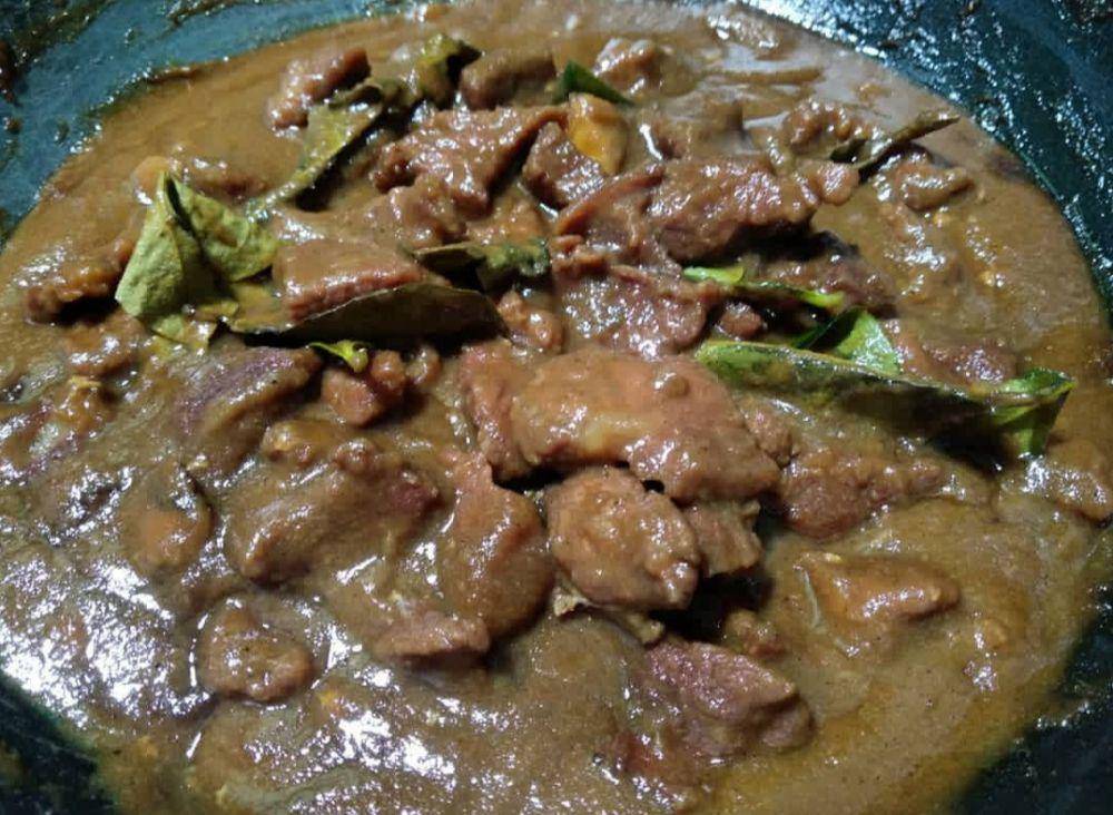 ilustrasi masak lapis daging (instagram.com/rini_spreihomemadecantieq)