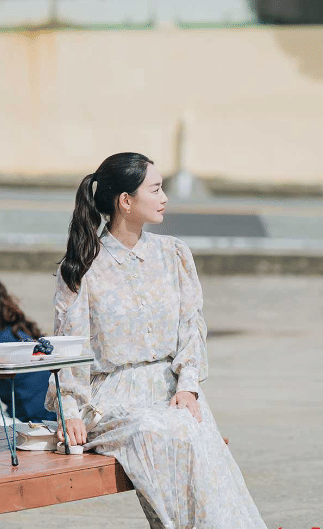 cuplikan drama Hometown ChaChaCha (dok.tvN/ Hometown ChaChaCha)