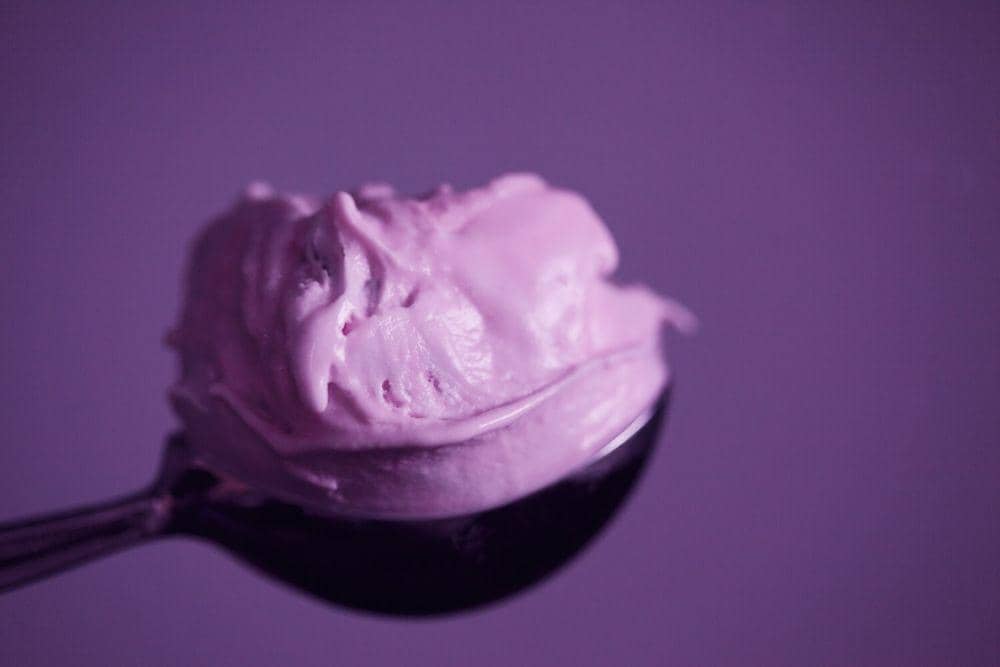 ilustrasi boysenberry sherbet (unsplash.com/Sharon McCutcheon)