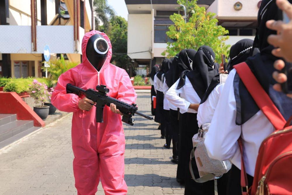 Tes SKD CPNS Kemenkumham Jatim bernuansa Squid Game. Dok. Humas Kemenkumham Jatim.