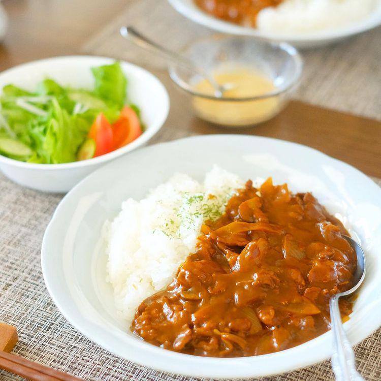 hayashi rice (instagram.com/h.i.k.a22)