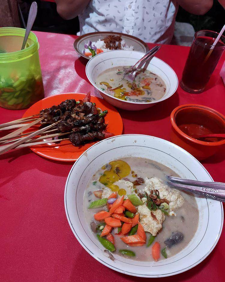 Sop dan Sate Kambing Sudi Mampir (instagram.com/chantiq_lia)